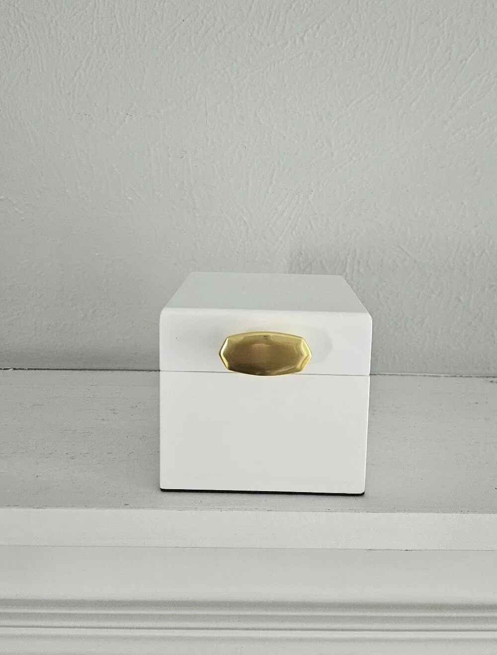 NWOT Kendra Scott Small Jewelry Box